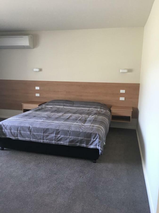 Rainbow Motel Kowen Zewnętrze zdjęcie