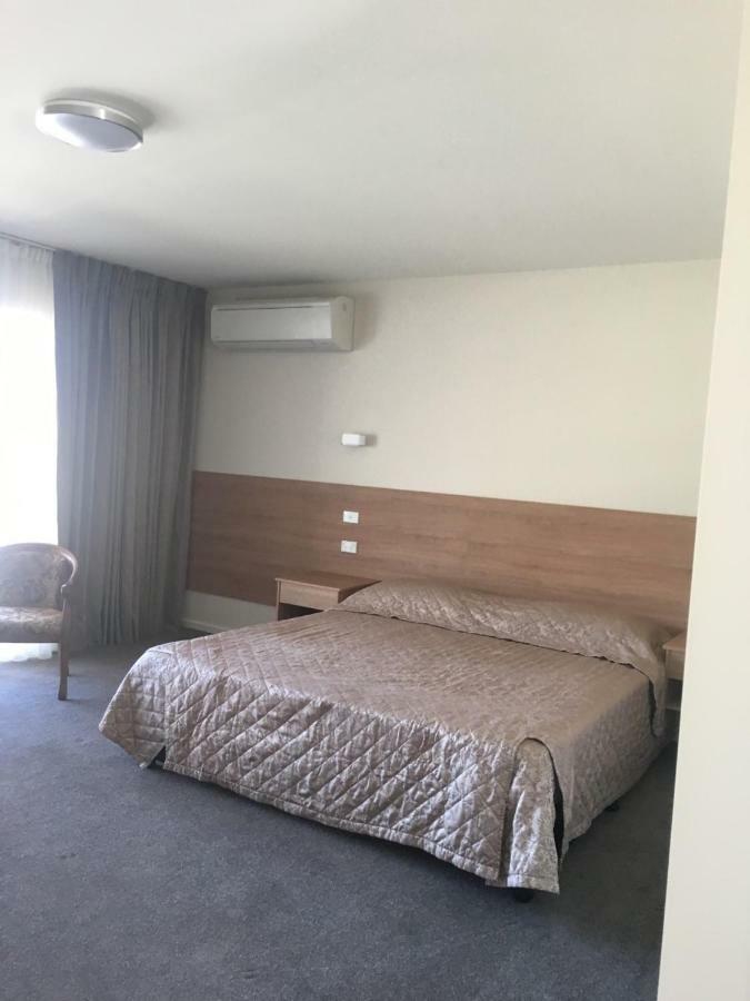 Rainbow Motel Kowen Zewnętrze zdjęcie