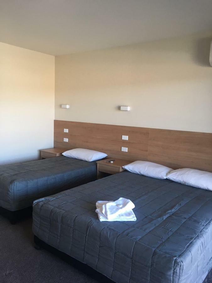 Rainbow Motel Kowen Zewnętrze zdjęcie