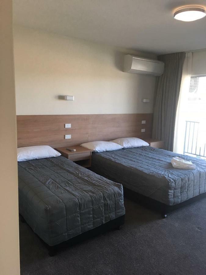 Rainbow Motel Kowen Zewnętrze zdjęcie